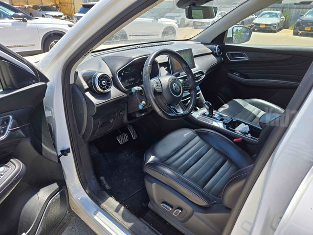 אם ג'י EHS PHEV