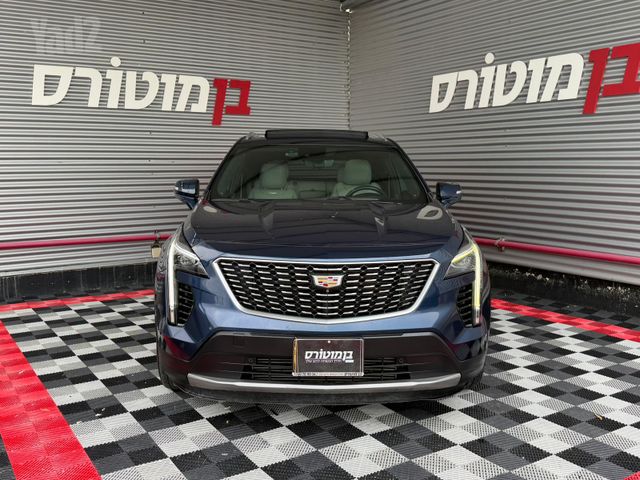 קאדילק XT4