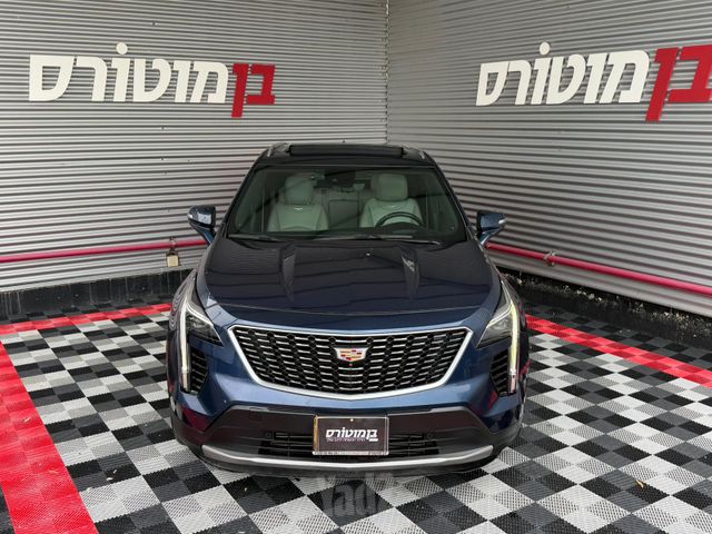 קאדילק XT4
