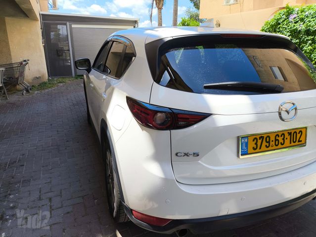 מודעת רכב מאזדה CX-5
