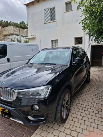 ב מ וו X3