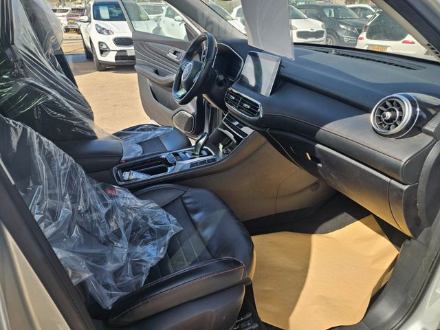 אם ג'י EHS PHEV