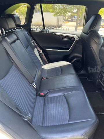 טויוטה RAV4