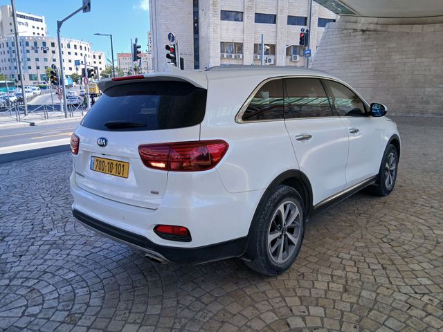 קיה סורנטו