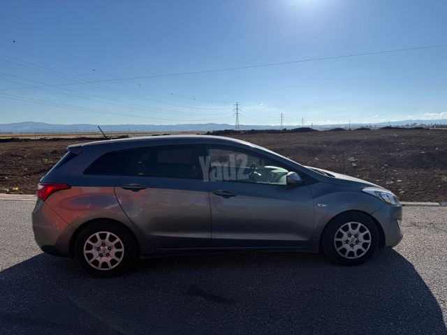 יונדאי i30