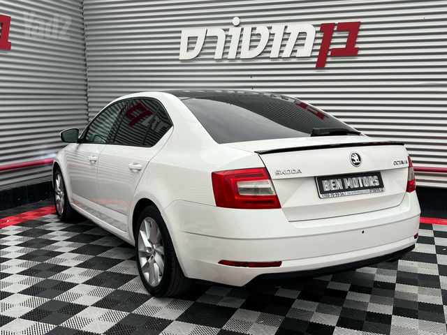 סקודה אוקטביה