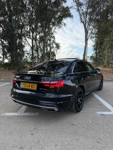 אאודי A4