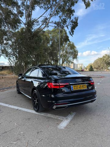 אאודי A4