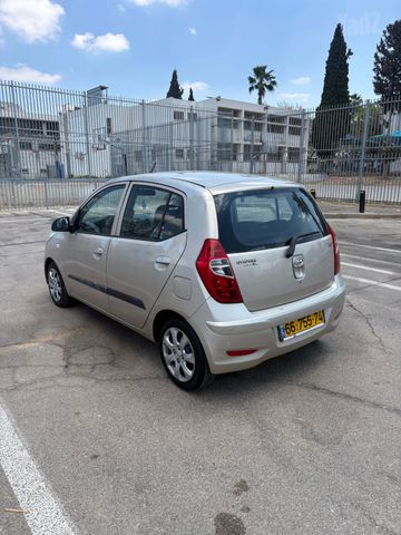 יונדאי i10
