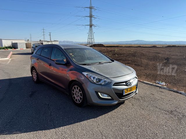יונדאי i30