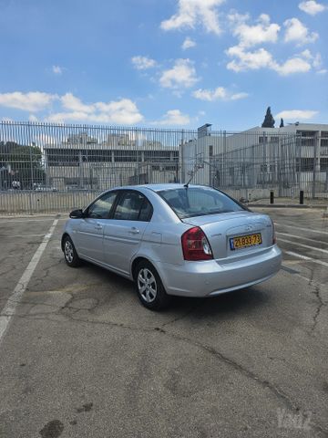 יונדאי אקסנט i25