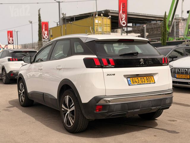 פיג'ו 3008
