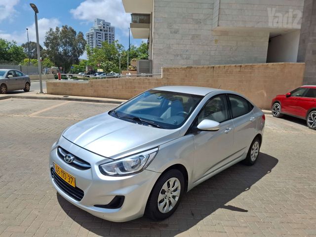 יונדאי אקסנט i25
