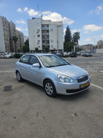 יונדאי אקסנט i25