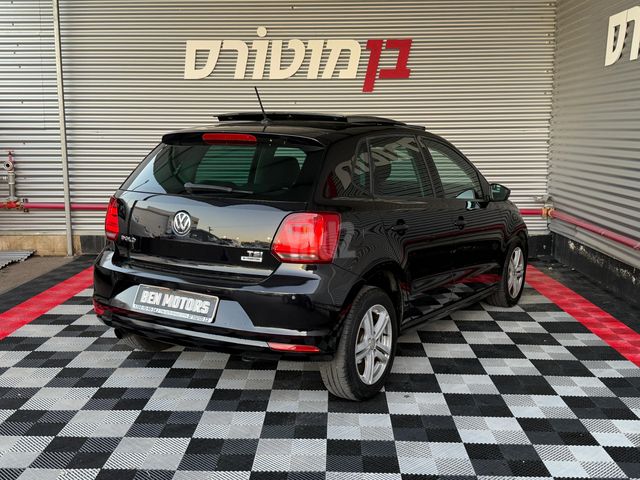 פולקסווגן פולו 