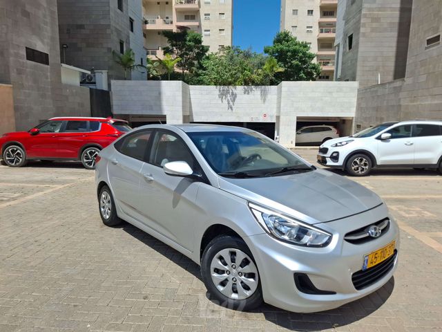 יונדאי אקסנט i25