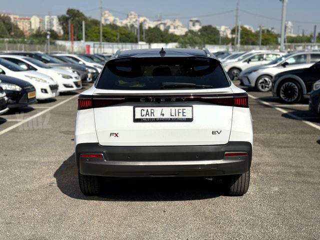 צ׳רי FX