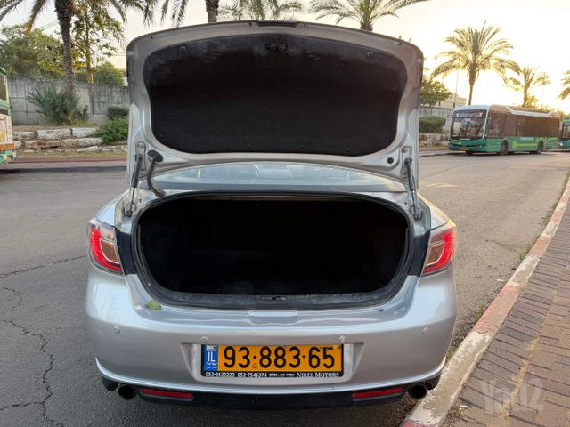 מאזדה 6