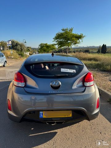 יונדאי ולוסטר
