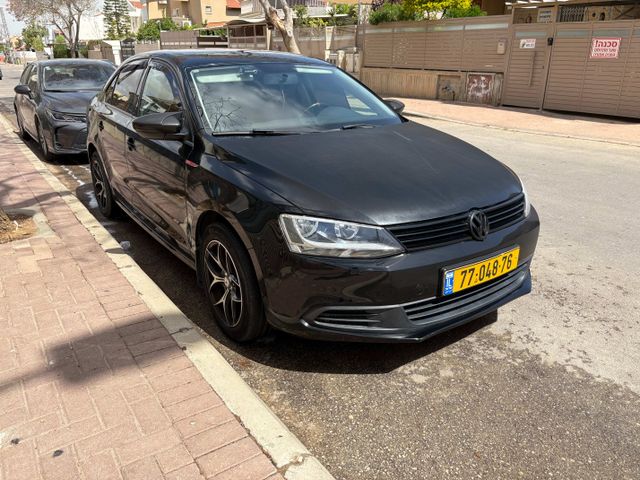 מודעת רכב פולקסווגן ג'טה 