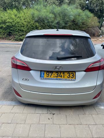 יונדאי i30