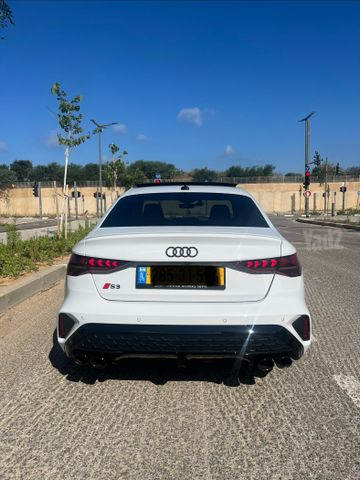 אאודי S3