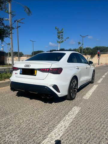 אאודי S3