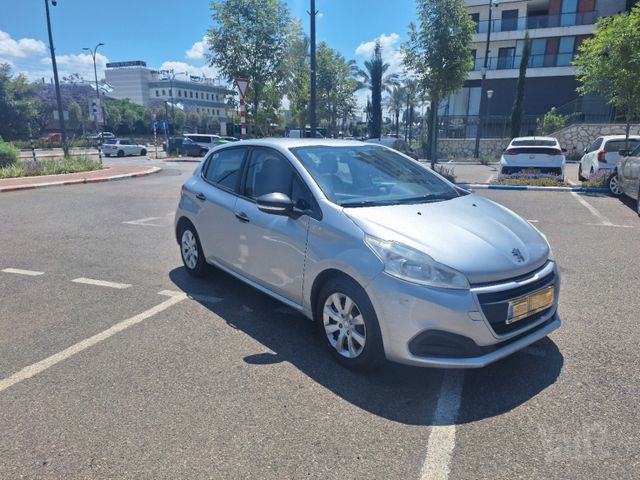 מודעת רכב פיג'ו 208
