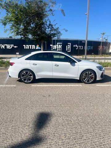 אאודי S3