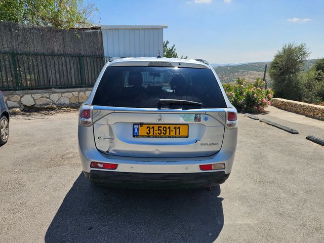 מודעת רכב מיצובישי אאוטלנדר