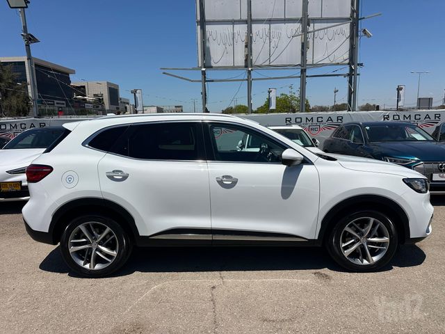 אם ג'י EHS PHEV