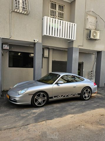 מודעת רכב פורשה 911