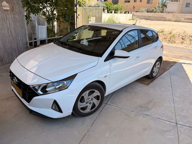 מודעת רכב יונדאי i20