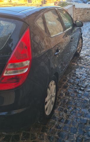 יונדאי i30