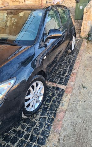 יונדאי i30