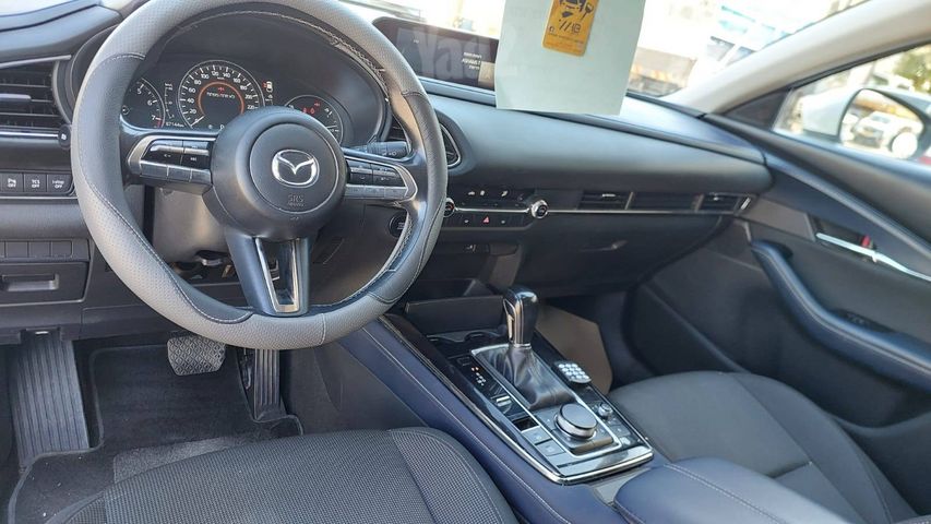 מאזדה CX-30