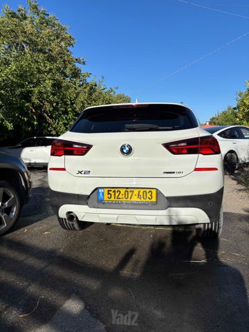 ב מ וו X2