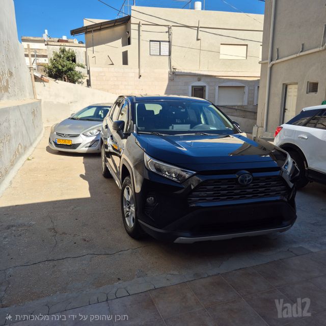 מודעת רכב טויוטה RAV4