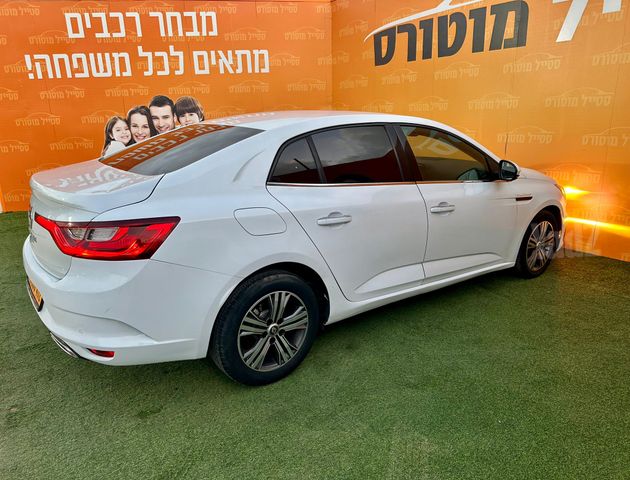 רנו מגאן