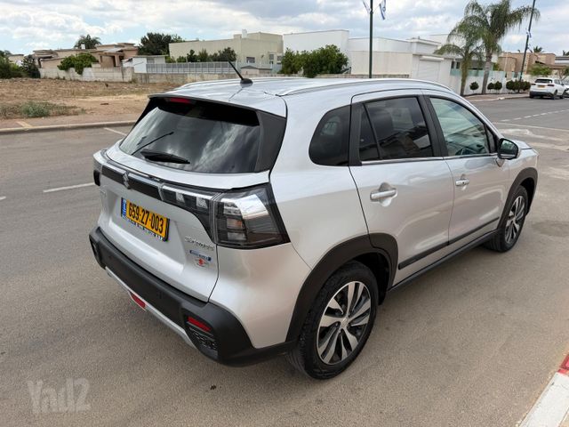 סוזוקי S-Cross