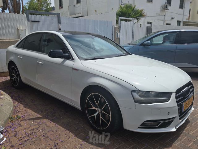 אאודי A4