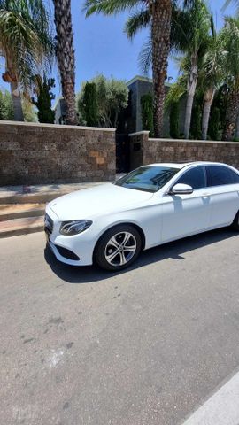 מודעת רכב מרצדס-בנץ E-class