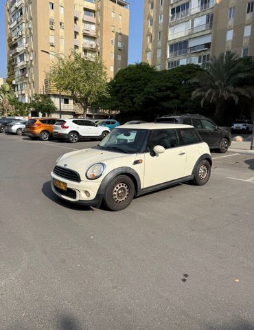 מודעת רכב מיני קופר