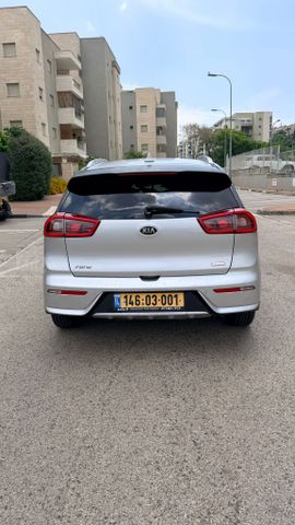 קיה נירו