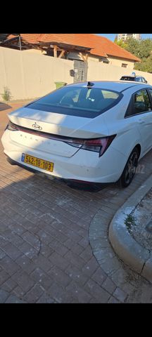יונדאי אלנטרה