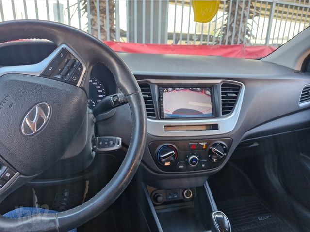 מודעת רכב יונדאי אקסנט i25