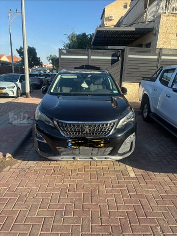 פיג'ו 3008