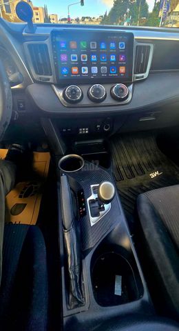 טויוטה RAV4