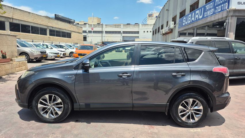 מודעת רכב טויוטה RAV4 2