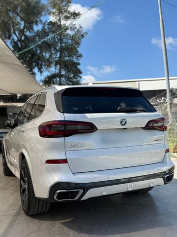 ב מ וו X5